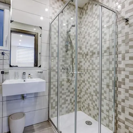 Swieqi Luxury Charm 2 Hillside View *