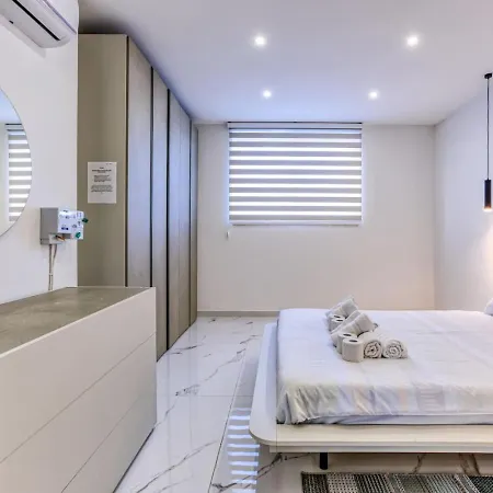 Swieqi Luxury Charm 2 Hillside View *
