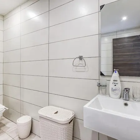 Swieqi Luxury Charm 2 Hillside View