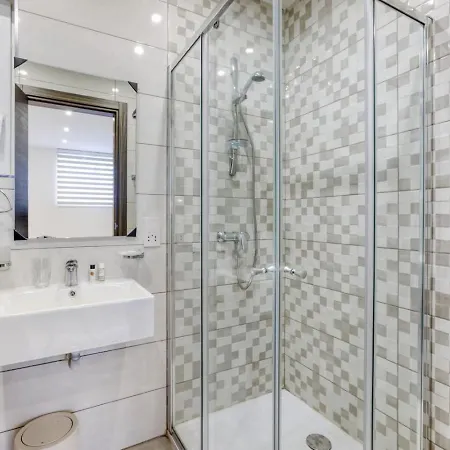 Swieqi Luxury Charm 2 Hillside View *