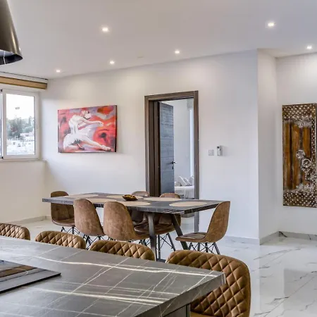 Swieqi Luxury Charm 2 Hillside View アパート Ta' Ġokondu