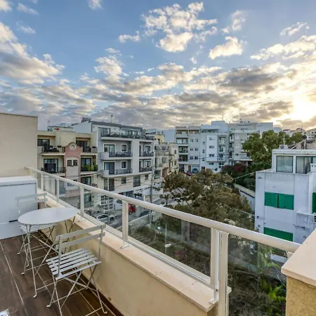 Swieqi Luxury Charm 2 Hillside View Apartament